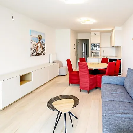 Awesome In With Outdoor Swimming Pool, Wifi And 2 Bedrooms Apartment Ostend